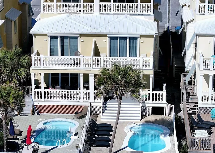 Just Beachy - 5 Bedroom 5 Bathroom Beach Front Home! Sleeps 20 Home