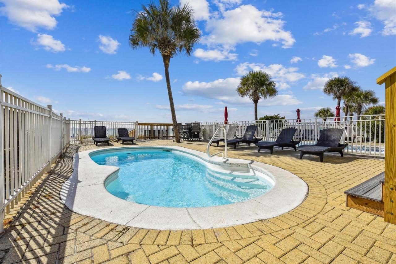 Just Beachy - 5 Bedroom 5 Bathroom Front Home! Sleeps 20 Holiday home *