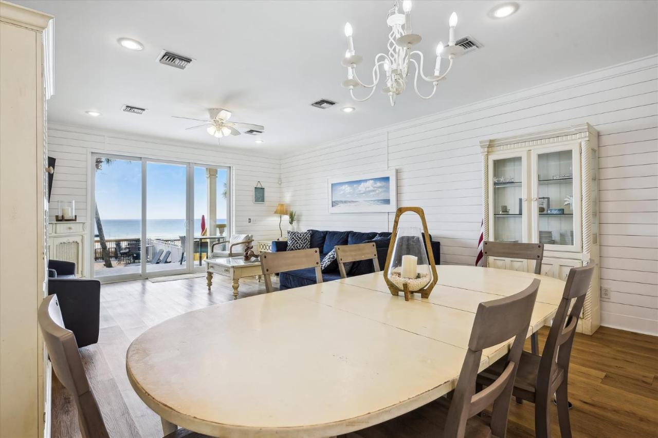 Just Beachy - 5 Bedroom 5 Bathroom Front Home! Sleeps 20 Panama City Beach