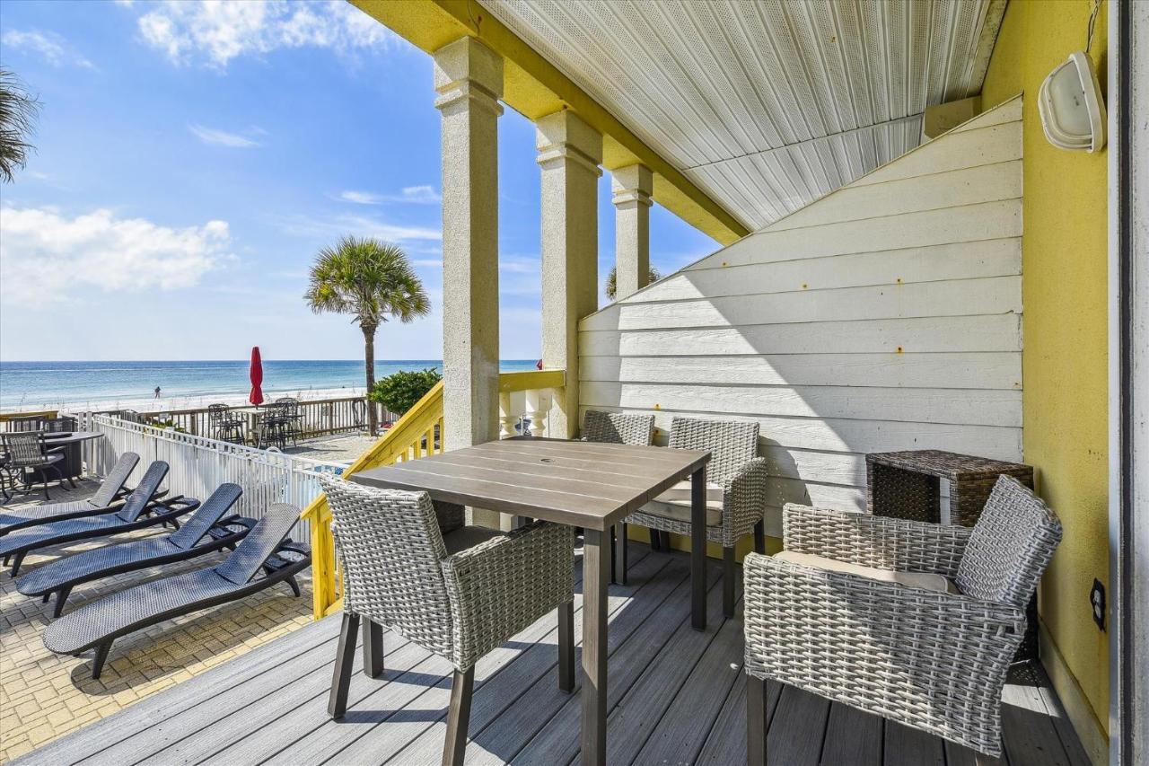 Just Beachy - 5 Bedroom 5 Bathroom Front Home! Sleeps 20