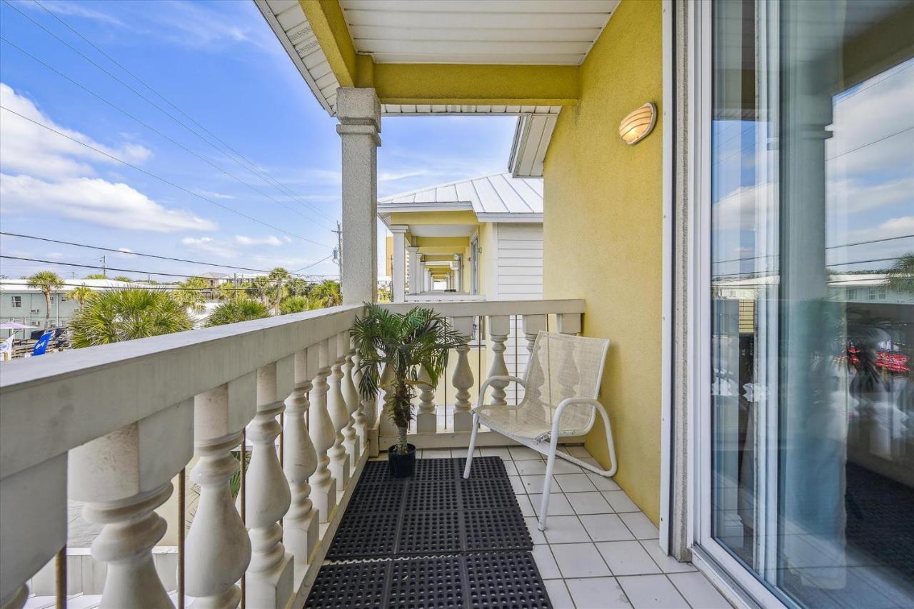 Just Beachy - 5 Bedroom 5 Bathroom Front Home! Sleeps 20