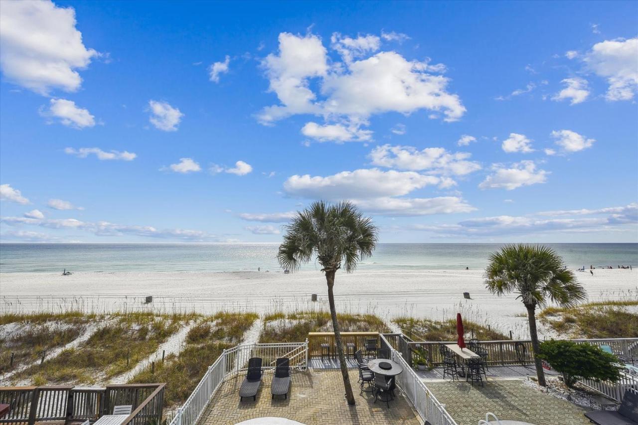 Just Beachy - 5 Bedroom 5 Bathroom Front Home! Sleeps 20